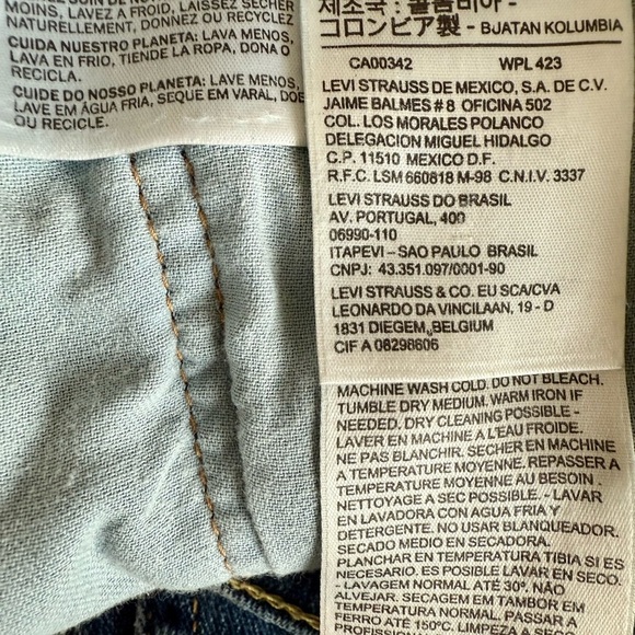 Levi’s 505 Regular Fit Jeans - Size 34x30 - Classic Mid-Wash - Picture 6 of 9